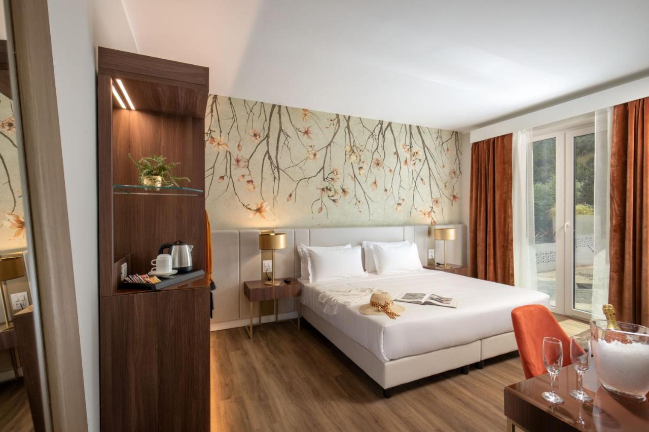 Hotel Della Piana Авецано Екстериор снимка