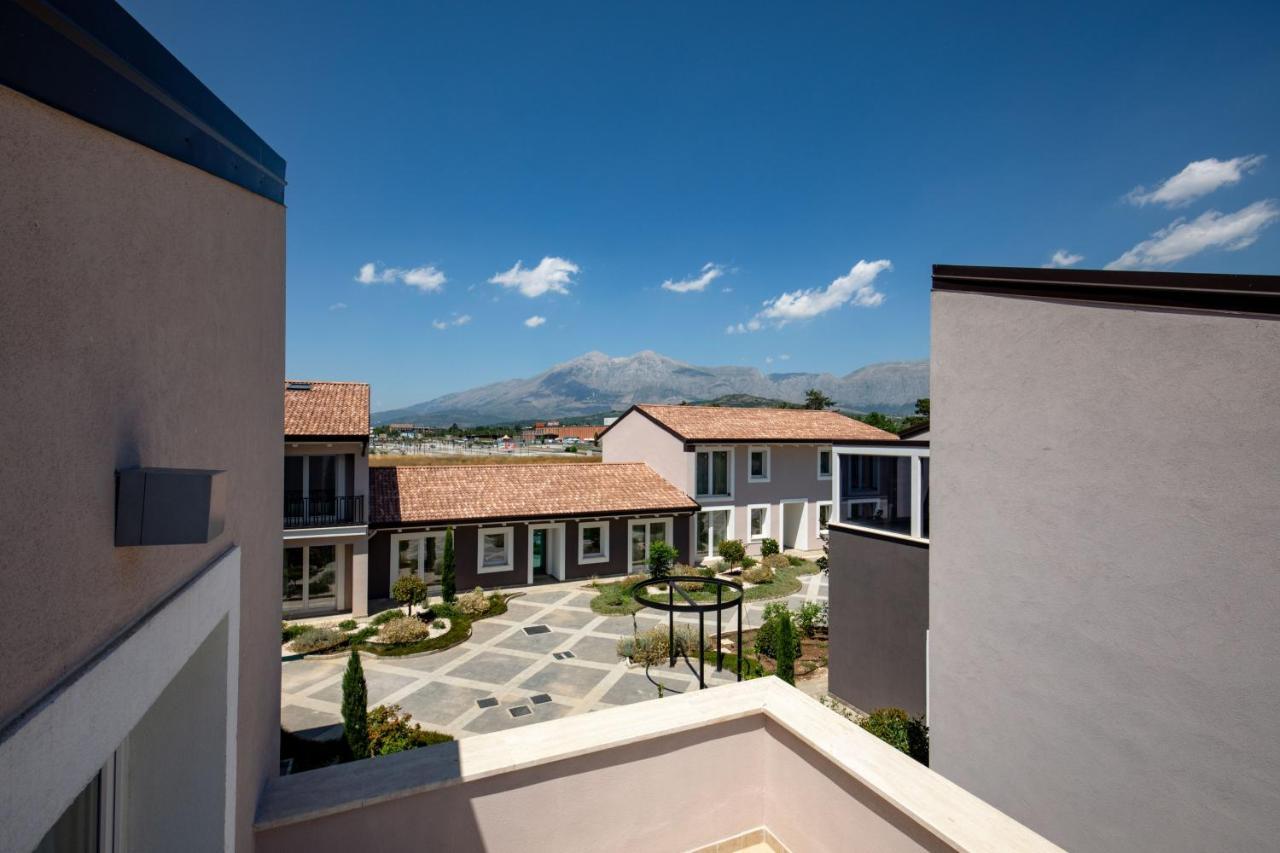 Hotel Della Piana Авецано Екстериор снимка
