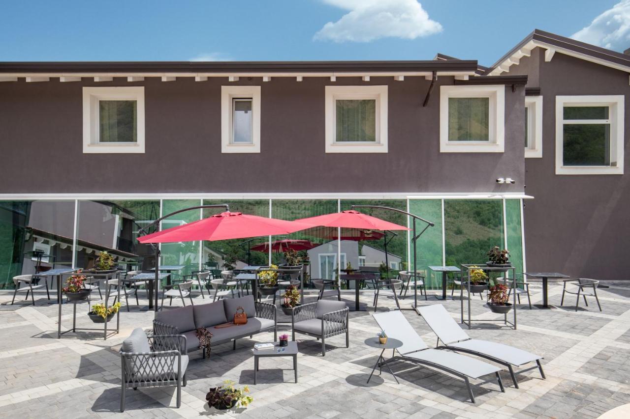 Hotel Della Piana Авецано Екстериор снимка